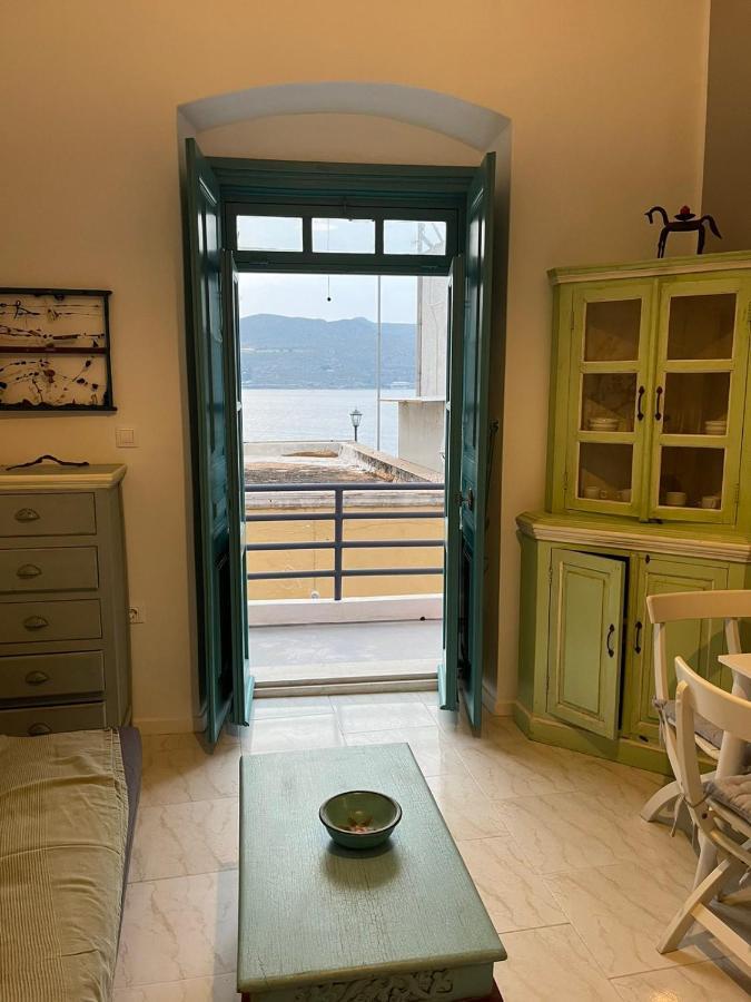 Almira Studios And Apartments Agia Marina  Exterior foto