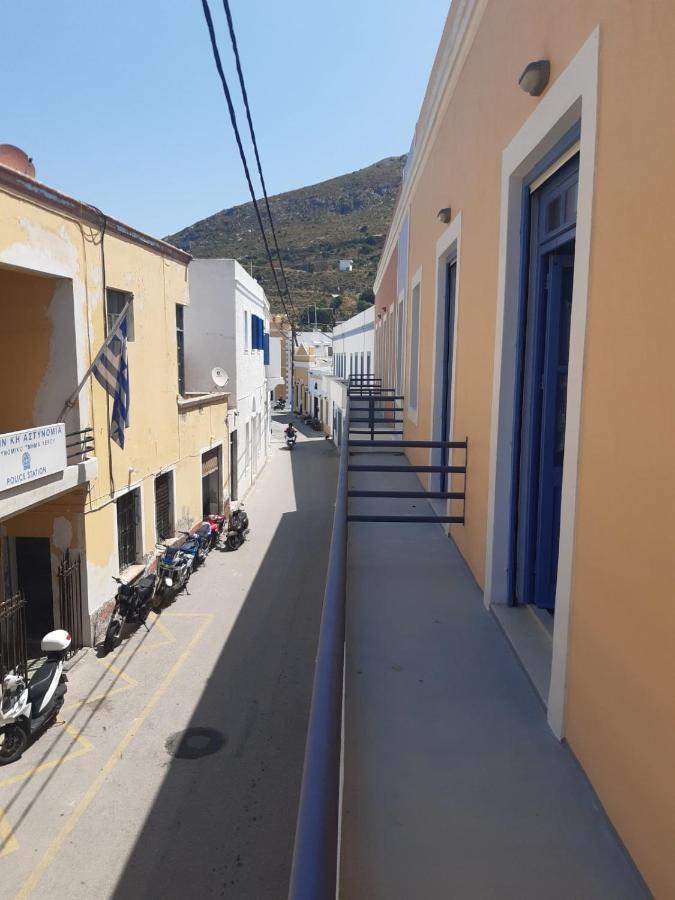 Almira Studios And Apartments Agia Marina  Exterior foto
