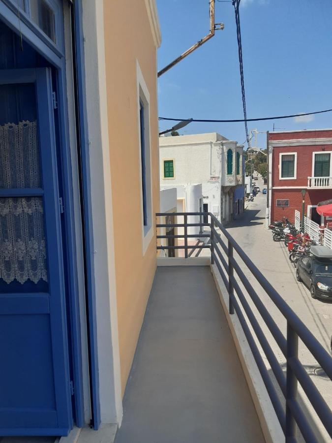 Almira Studios And Apartments Agia Marina  Exterior foto