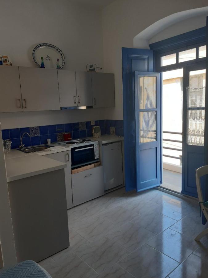 Almira Studios And Apartments Agia Marina  Exterior foto
